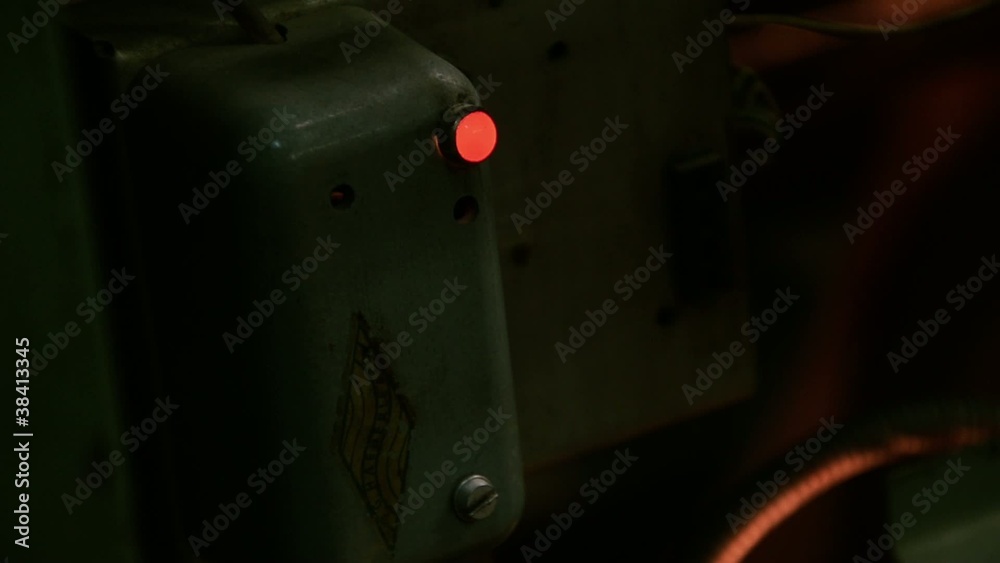 automazione con  luce a tempo