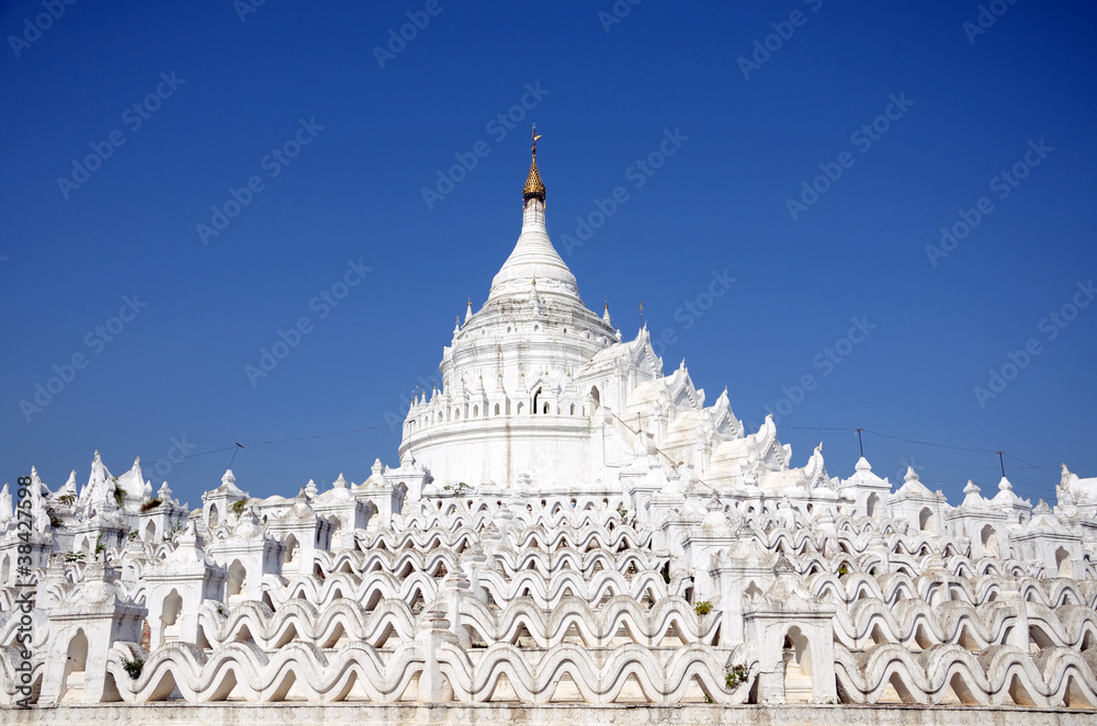 Hsin Phyu Me,Buddhist temple in Mingun,Myanmar Hsin Phyu Me,Buddhist temple in Mingun,Myanmar