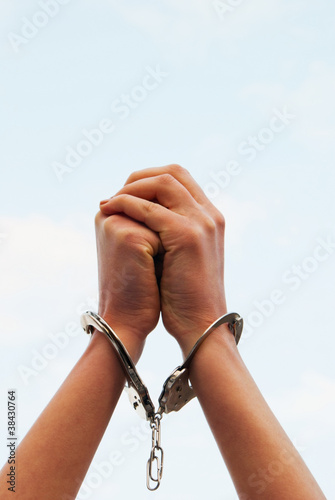 Obraz na płótnie Hands handcuffed w salonie