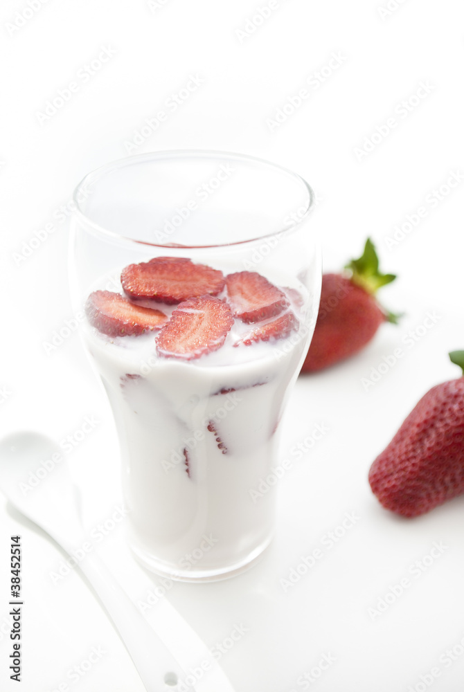 Fresh Strawberry yoghurt Fresh Strawberry yoghurt