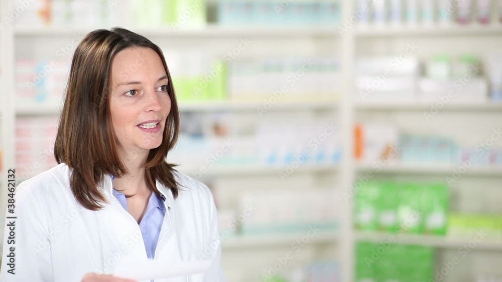 apothekerin verkauft medikament apothekerin verkauft medikament