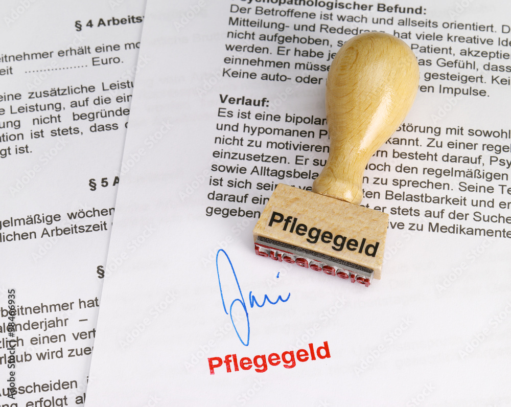 Stempel Pflegegeld auf Antrag StockFoto Adobe Stock