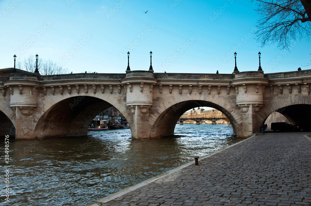 pont neuf à  Paris