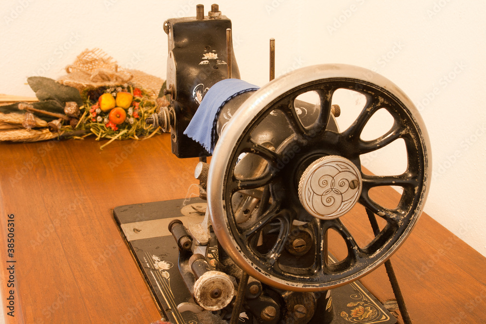 Fototapeta premium MACCHINA DA CUCIRE