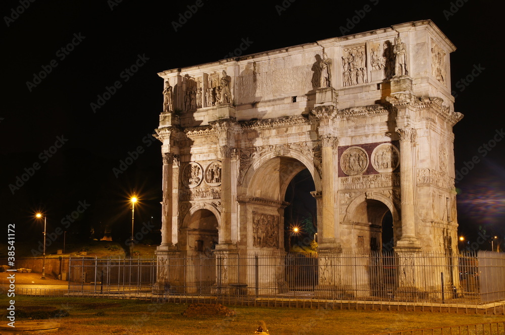 Arc de Constantin à Rome