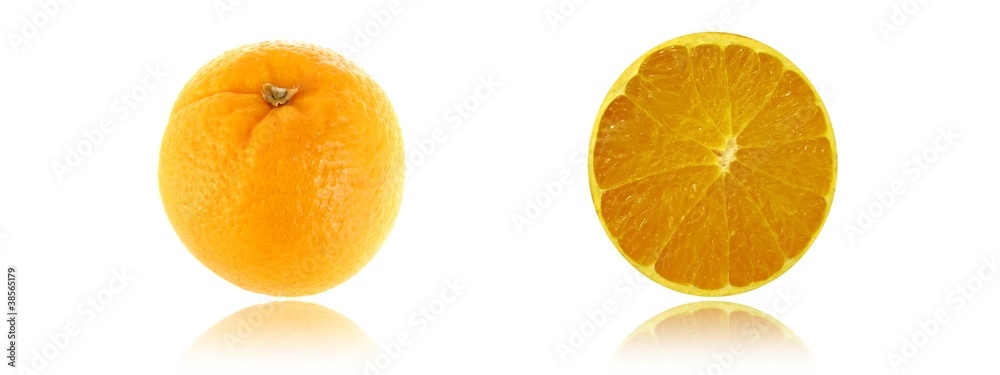Fototapeta premium Whole and half orange