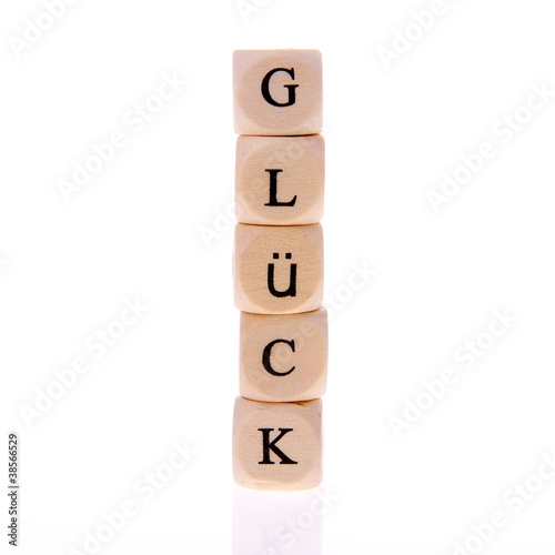 Buchstabenwürfel Glück senkrecht