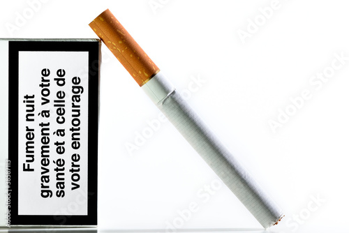 cigarette,paquet,information,tabac,pollution,images détourées