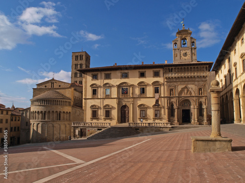 Fototapeta Naklejka Na Ścianę i Meble -  Piazza Grande, Arezzo, Italy.