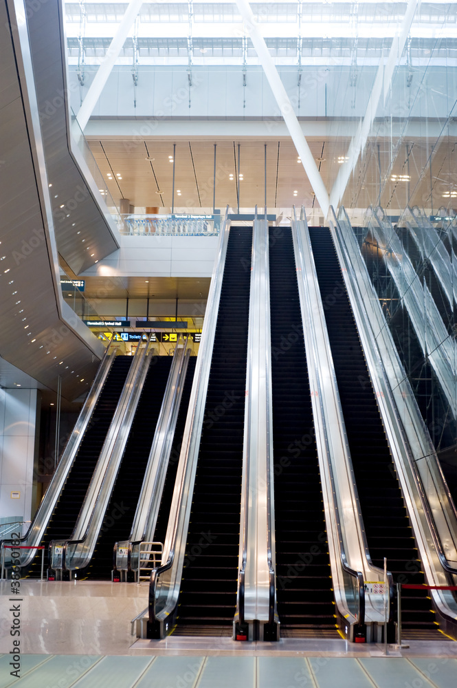 Fototapeta premium Escalator at Changi Airport