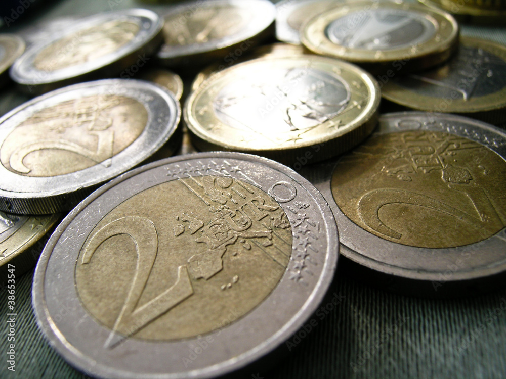 Soldi Denaro in Monete da due Euro Soldi Denaro in Monete da due Euro