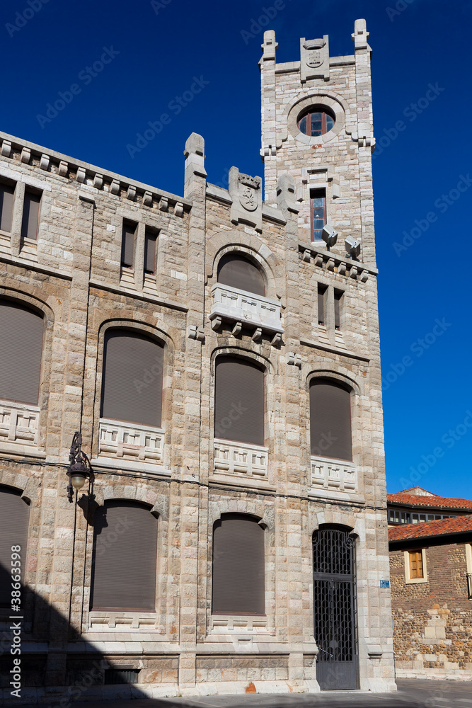 Antiguo edificio de correos, León, Castilla y León, España