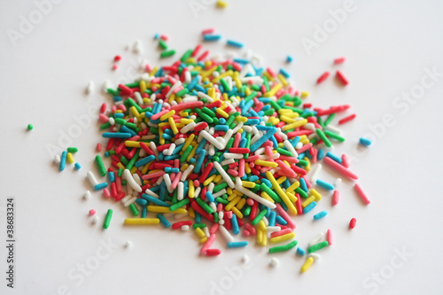 decorazioni di zucchero colorato per dolci