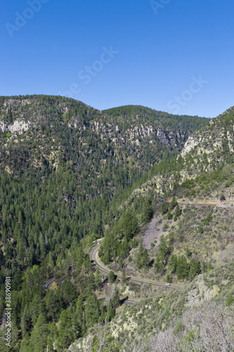 Steep Road down to the Oak Creek Canyon.