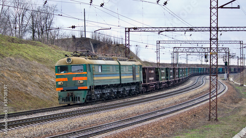 Train with iron ore © Leonid Andronov
