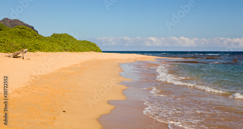 Maha ulepu beach in Kauai