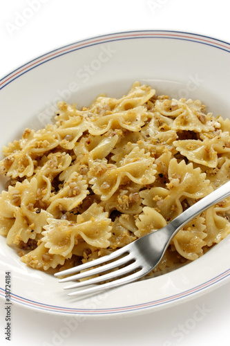 kasha varnishkes, a traditional jewish dish photo