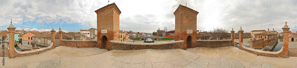 Fototapeta premium Comacchio, ponte trepponti