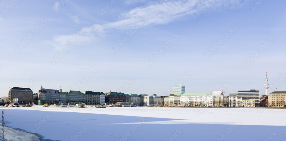 Hamburg, zugefrorene Binnenalster