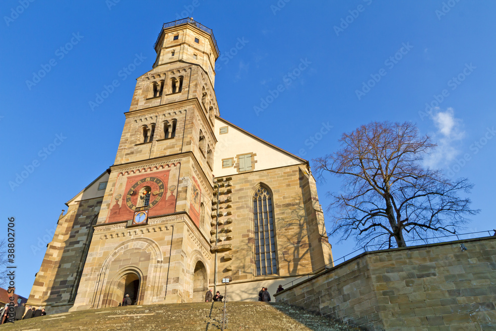 Die historische Michaelskirche in Schwäbisch Hall, Deutschland