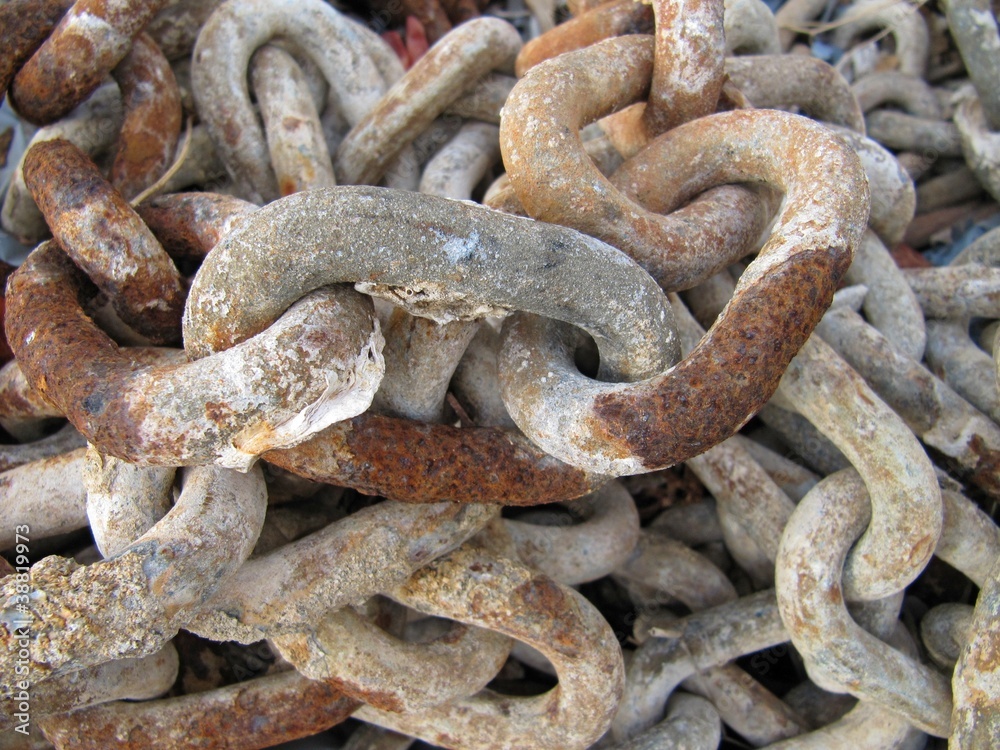 Rusty anchor chain, cadena de ancla oxidada. Rusty anchor chain, cadena de ancla oxidada.