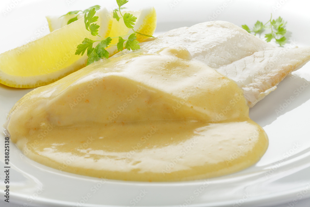 Seelachsfilet mt Senfsoße Seelachsfilet mt Senfsoße