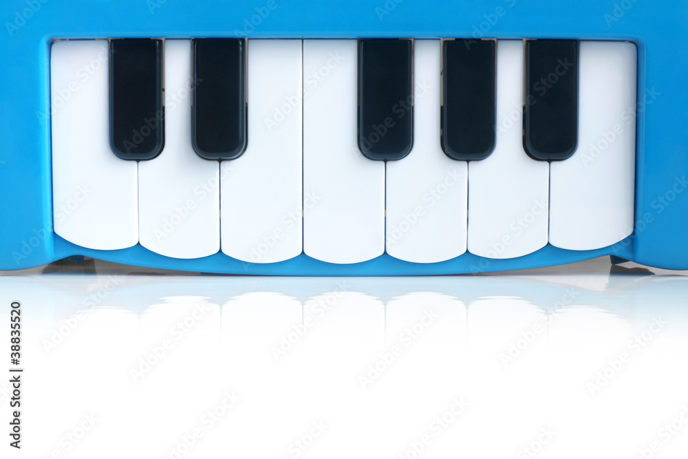 Naklejka premium Blue child's piano