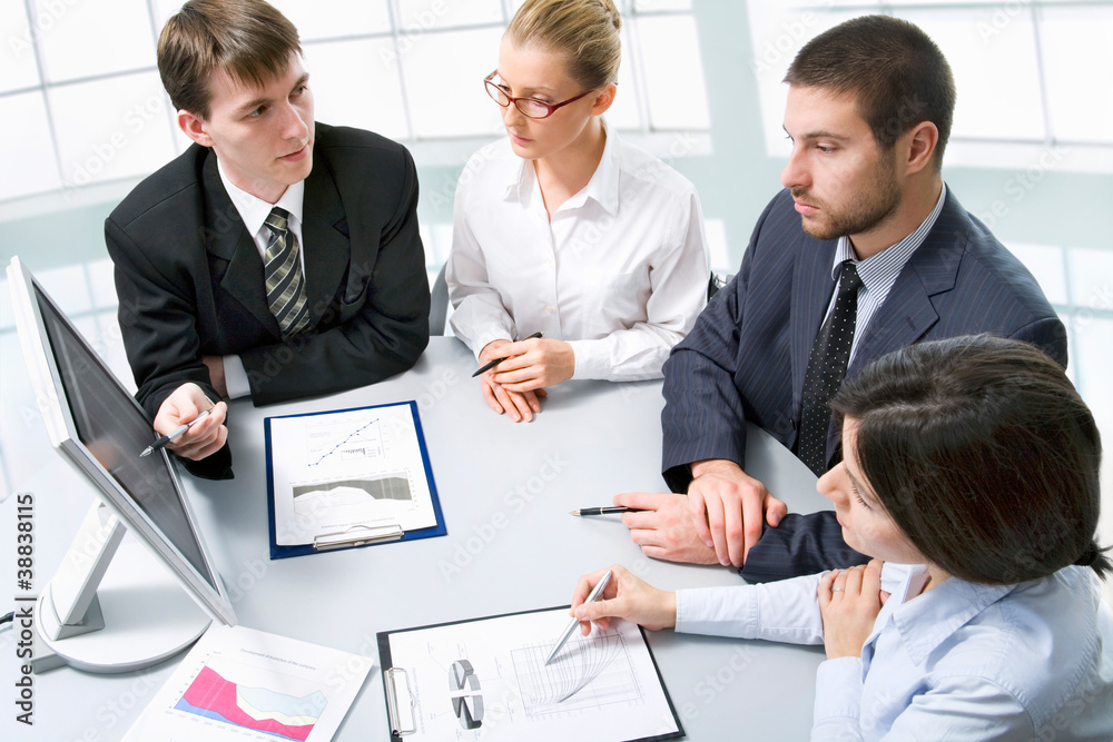 © chagin - Business meeting