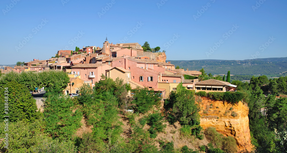der berühmte Ort Roussillon im Luberon