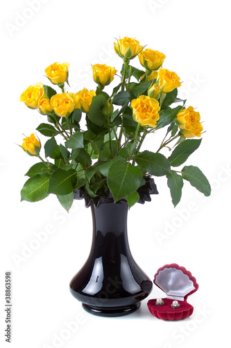 Beautiful yellow roses and box with a gift © Elena Blokhina