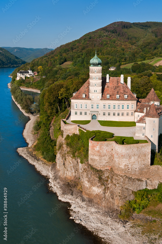 Schloss Schönbühel - Luftaufnahme
