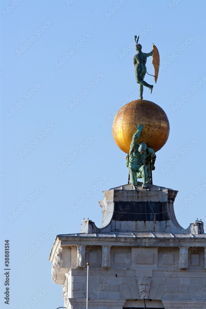 Obraz premium Punta della Dogana di Mare Statue Venice