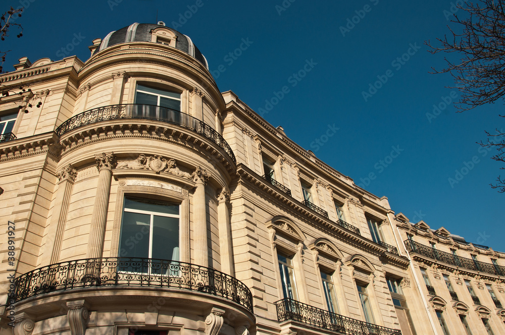 Naklejka premium immeuble champs-élysées à Paris