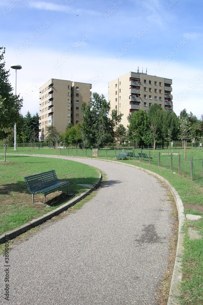Fototapeta premium Piccolo parco a Baggio, Milano, 2011.,