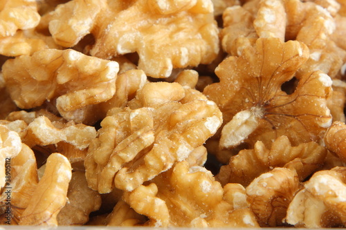 Noci sgusciate - Shelled Walnuts