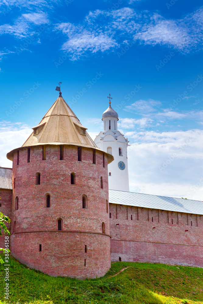 Mitropolichya tower and Clock tower.The Kremlin.Great Novgorod