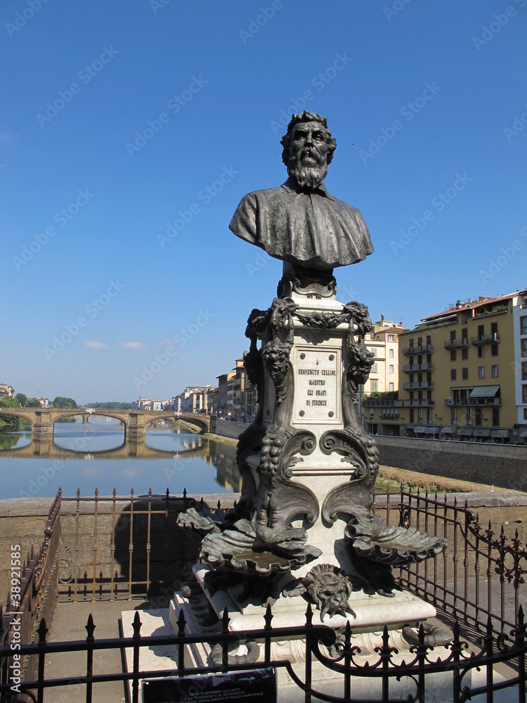 Büste von Cellini, Ponte Vecchio, Florenz, Toskana, Italien