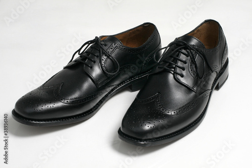 Schwarze Schnürschuhe für Herren aus Leder