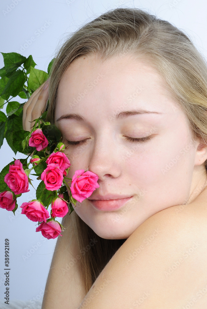 Fototapeta premium beautiful girl with flower