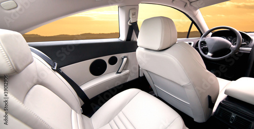 Wallpaper Mural intérieur de voiture Torontodigital.ca