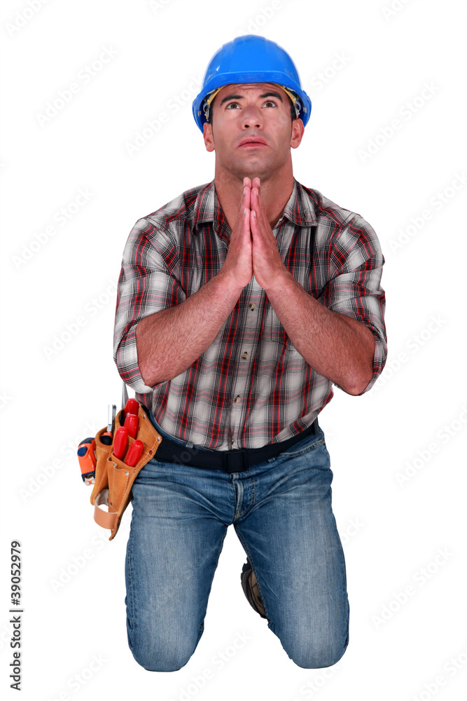 craftsman praying
