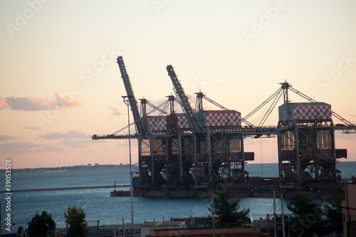 port structures