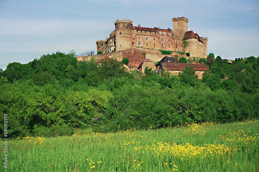 Château de Castelnau- Bretenoux