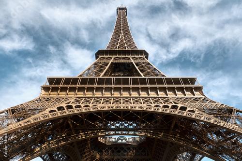 Eiffel tower in the sky © wajan