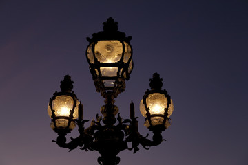 Leinwandbilder Pont Alexandre III Laterne der Pont Alexandre III  © kevers