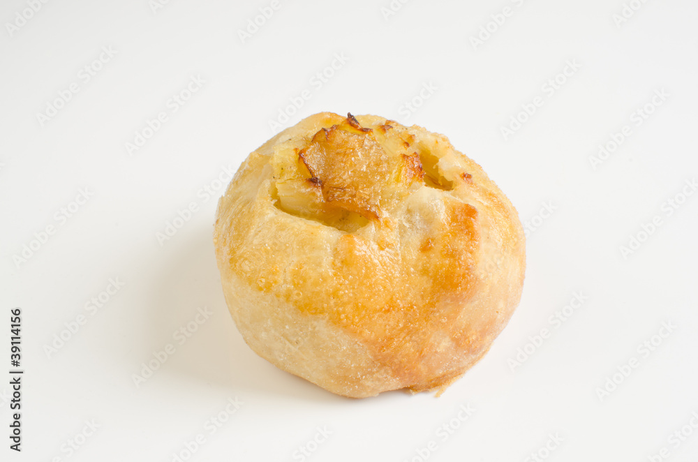 Knish with potato and onions (Jewish pastry) Knish with potato and onions (Jewish pastry)