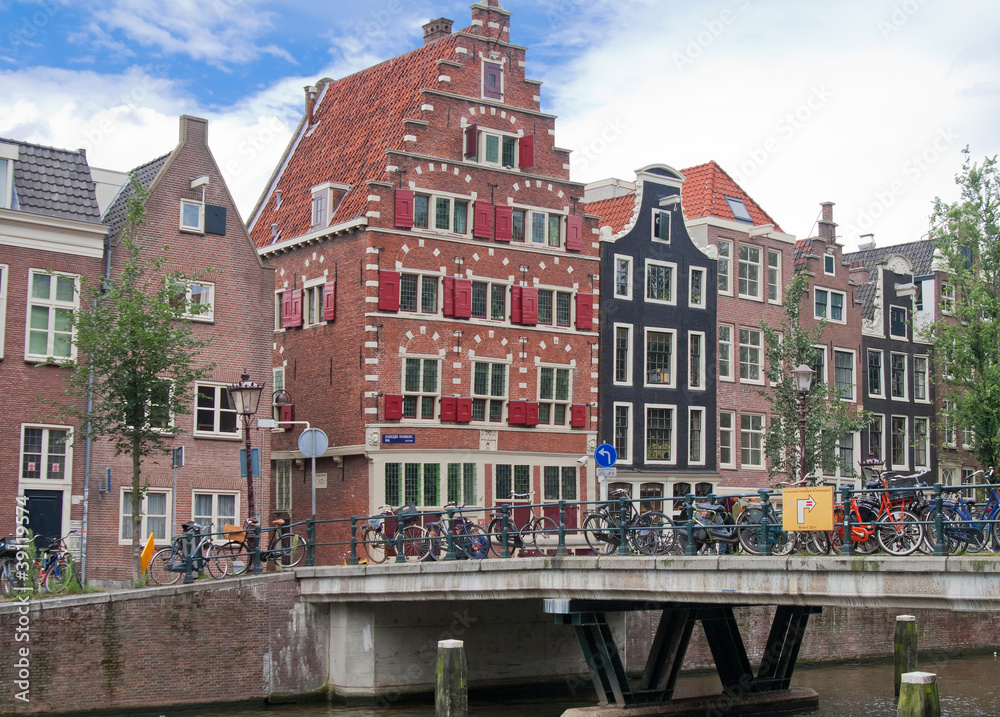 typical Amsterdam houses