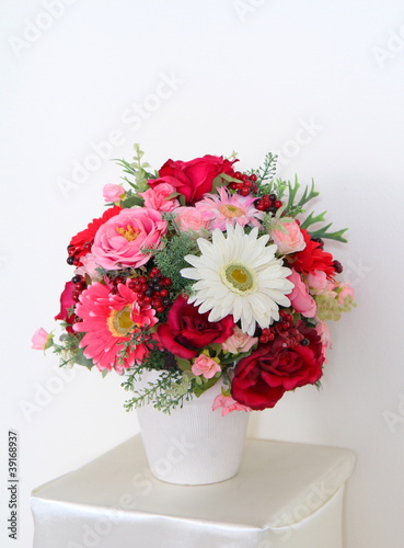 Wallpaper Mural Bouquet of beautiful flowers in vase Torontodigital.ca