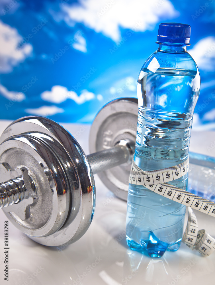Obraz premium fitness barbell and water