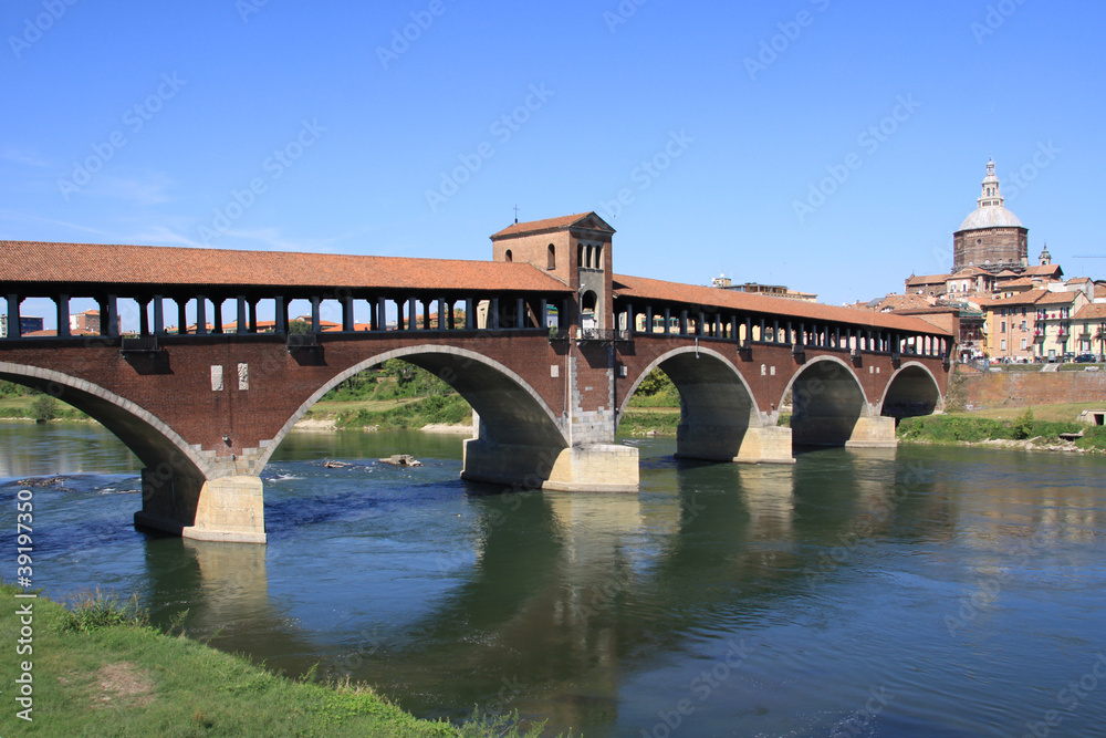 Pavia, il ponte coperto